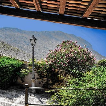 Poggio Di Mare Panzió Castelluzzo Kültér fotó