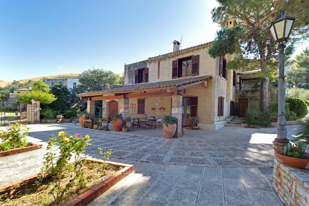 Poggio Di Mare Panzió Castelluzzo Kültér fotó