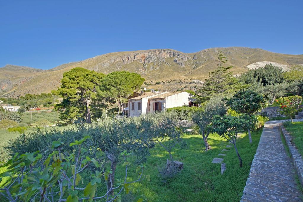 Poggio Di Mare Panzió Castelluzzo Kültér fotó