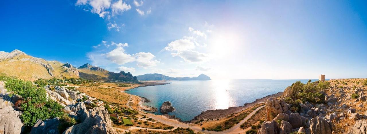 Poggio Di Mare Panzió Castelluzzo Kültér fotó